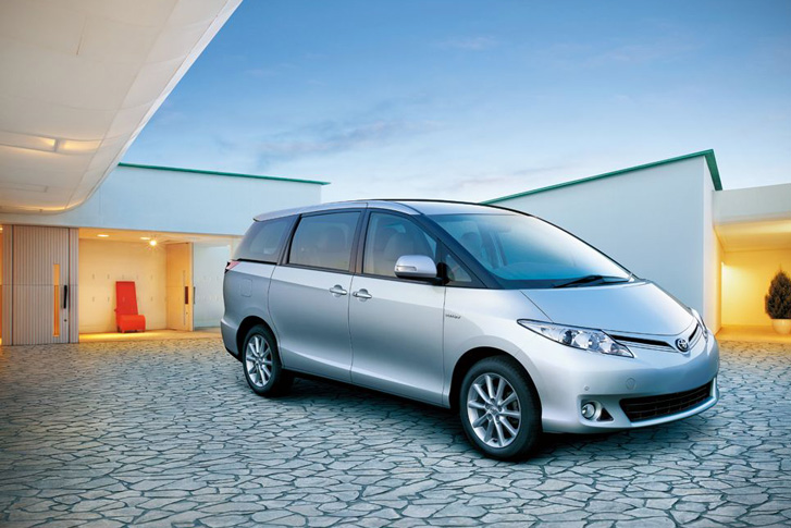 Toyota Previa’s Style and Comfort on its Peak