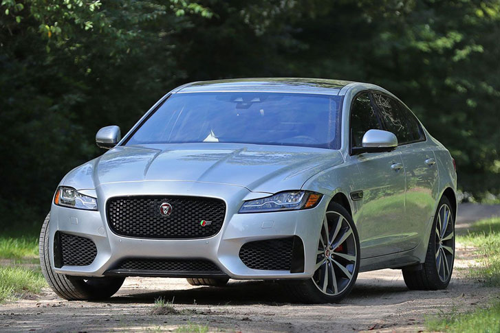 Jaguar XF, Like its Name Fly on Roads Flawlessly